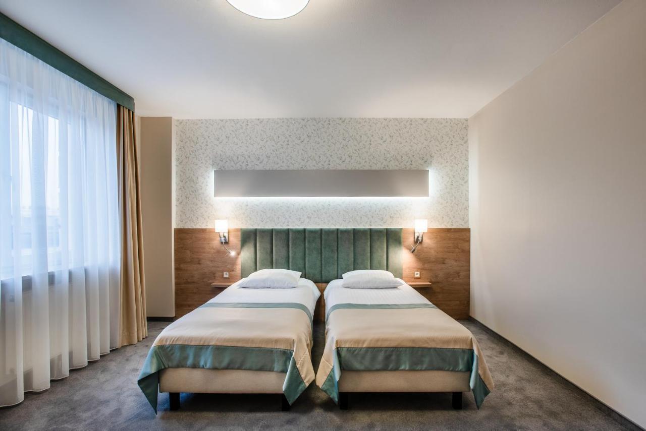 Hotel La Mar Kielce Exterior photo